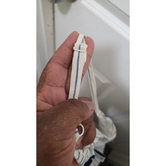 Old Navy White & Blue Striped Sleeveless Summer Dress Size L Lightweight Smocked - Picture 7 of 7